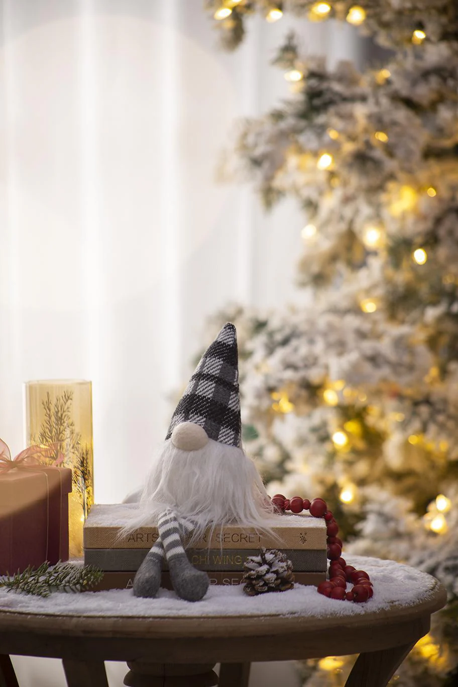 3 Pieces Sitting Gnome, Christmas Table Home Ornaments For Holiday Party Gifts - White / Gray - Image 3