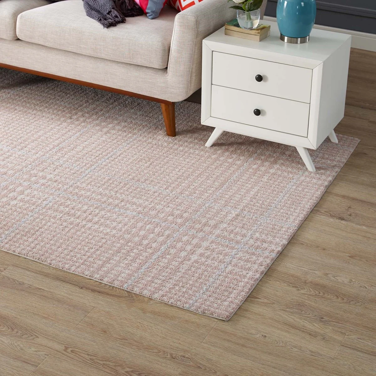 Abstract Plaid Area Rug, Decorative Contemporary Accent Rug for Living Room - Image 2