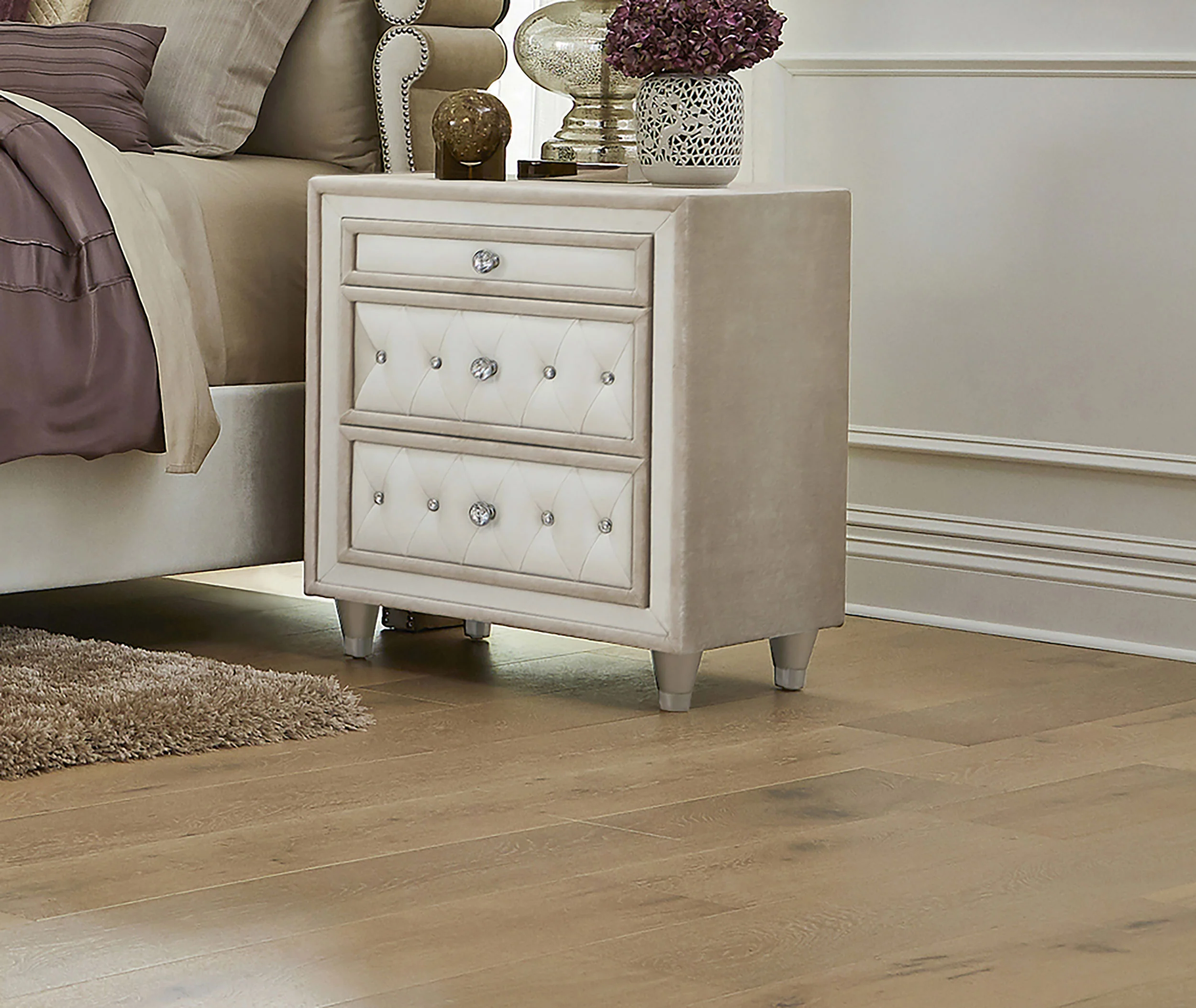 Antonella Upholstered 3-Drawer Nightstand Ivory and Camel - Image 4