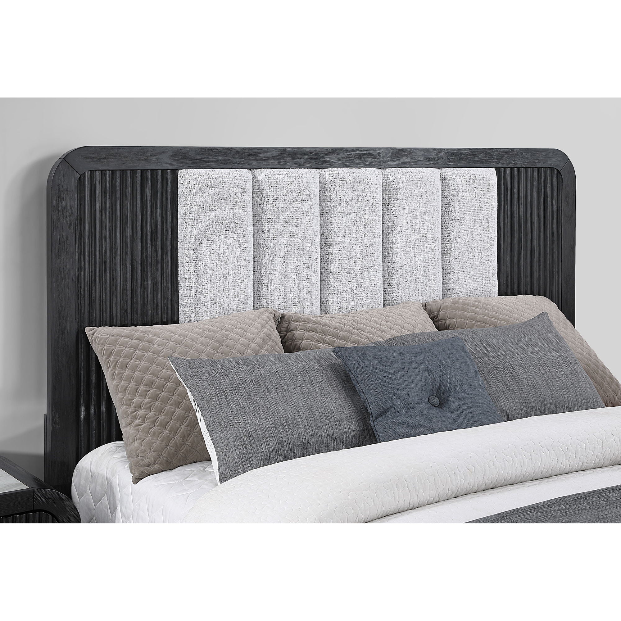 Beverly - Bed With Fluted Detailing - Image 4
