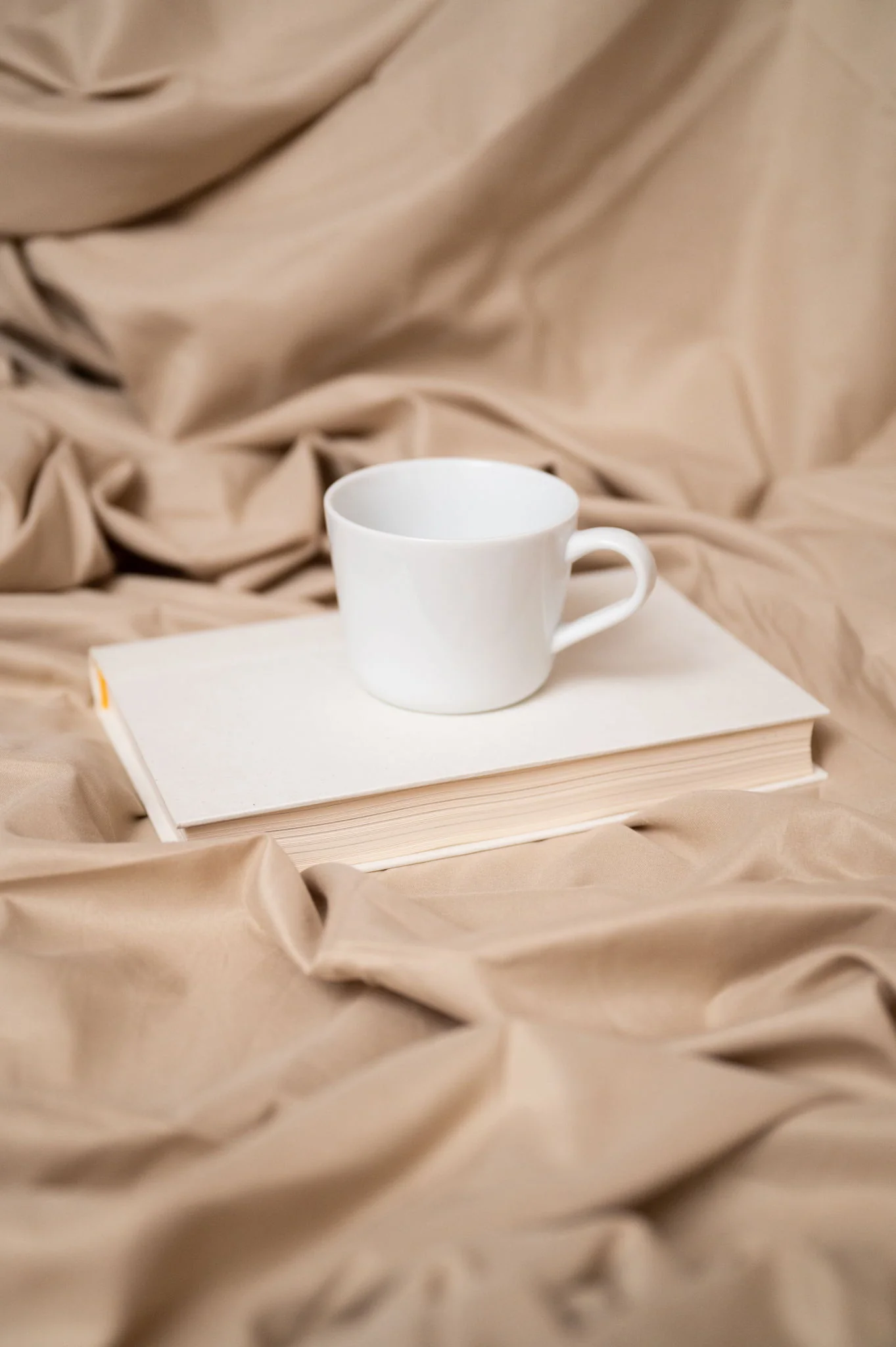 Brushed Hypoallergenic Split Sheet Set - Image 14
