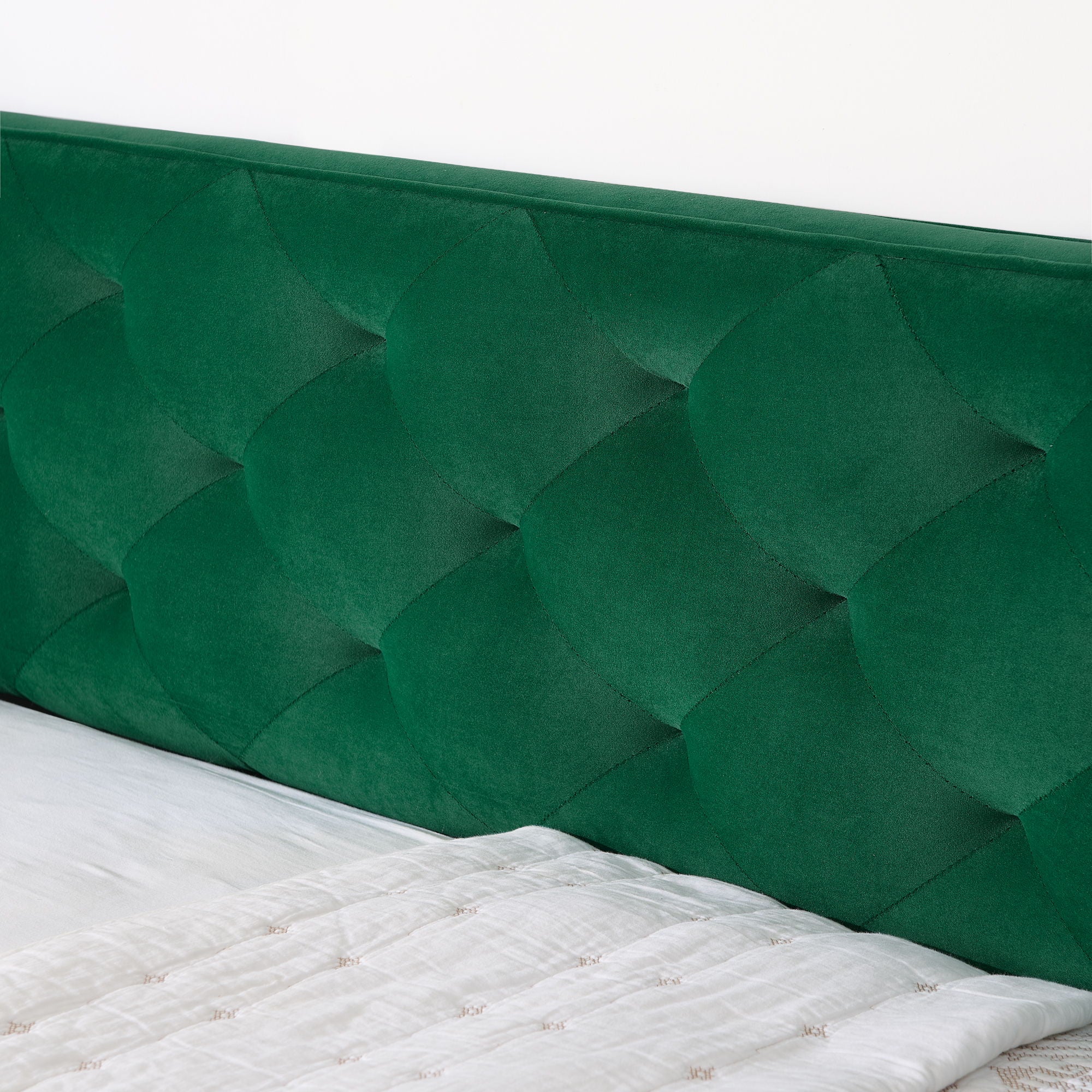 Daybed With Pop Up Trundle And USB Charging Armrest - Image 10