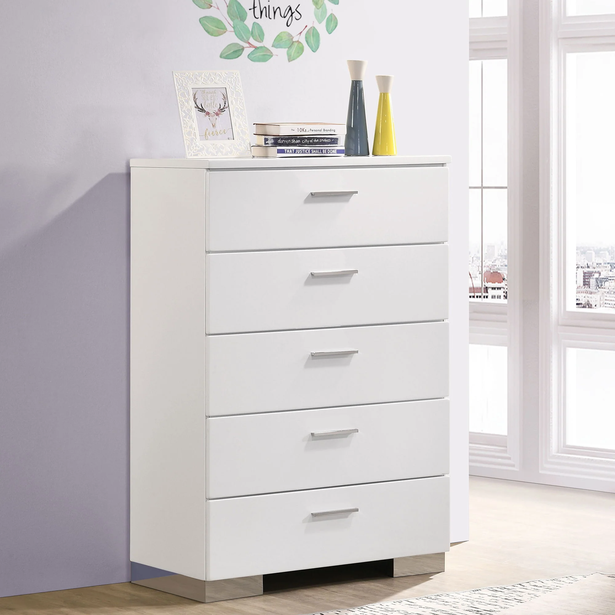 Dulcey - 5 Drawer Bedroom Chest - White - Image 6