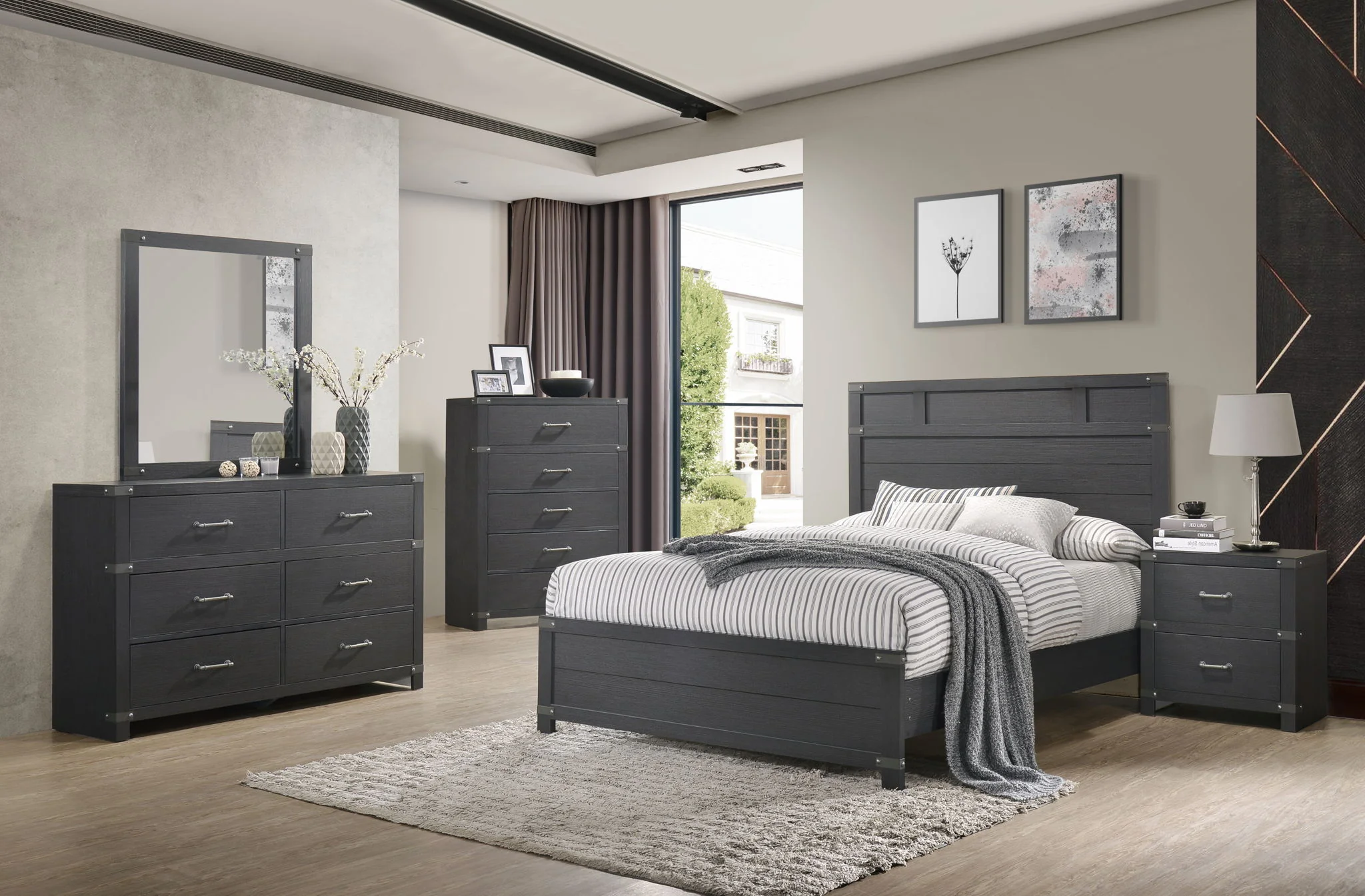 Fairborne - Queen Bed - Black - Image 3
