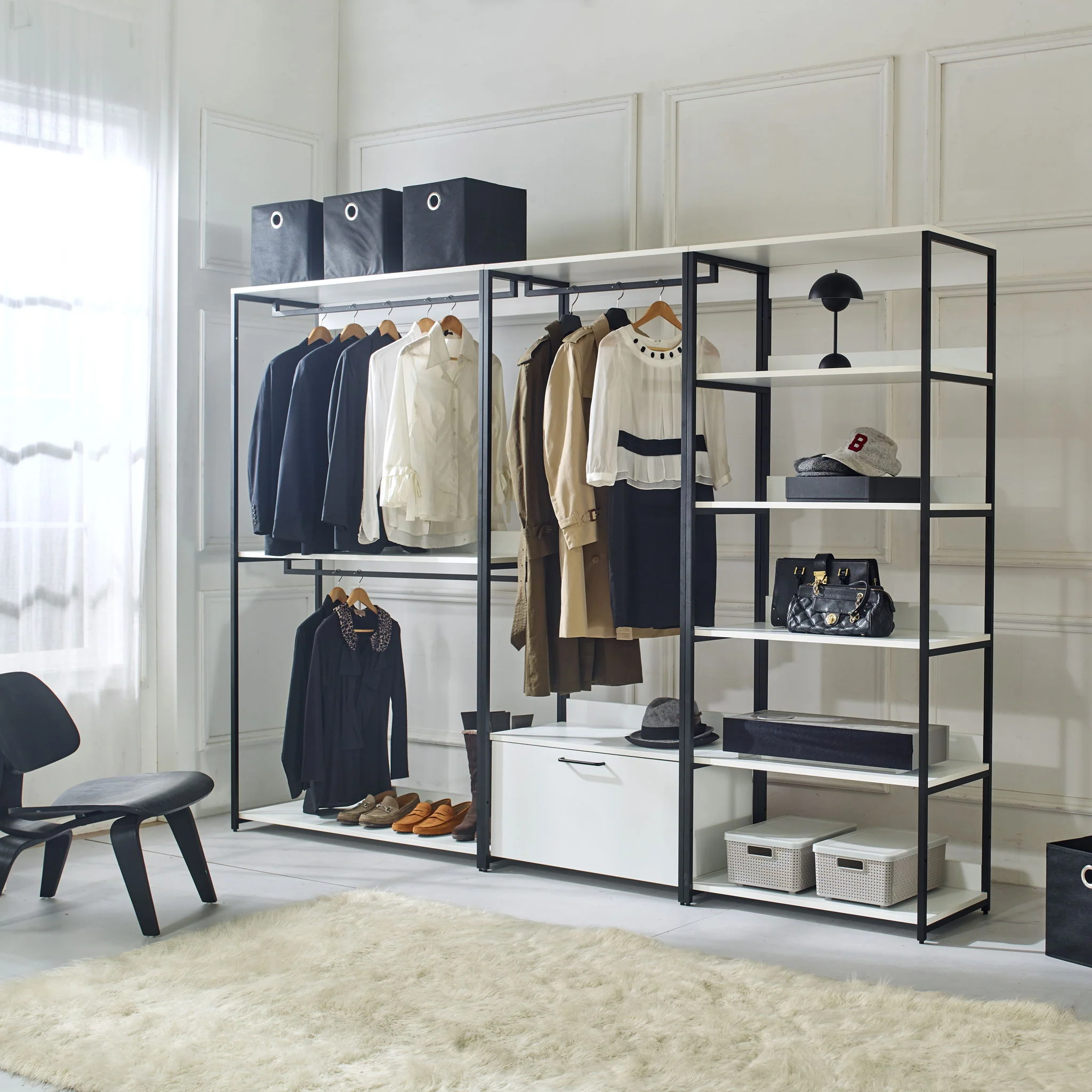 Fiona - Walk In Closet With Shelves - Image 16