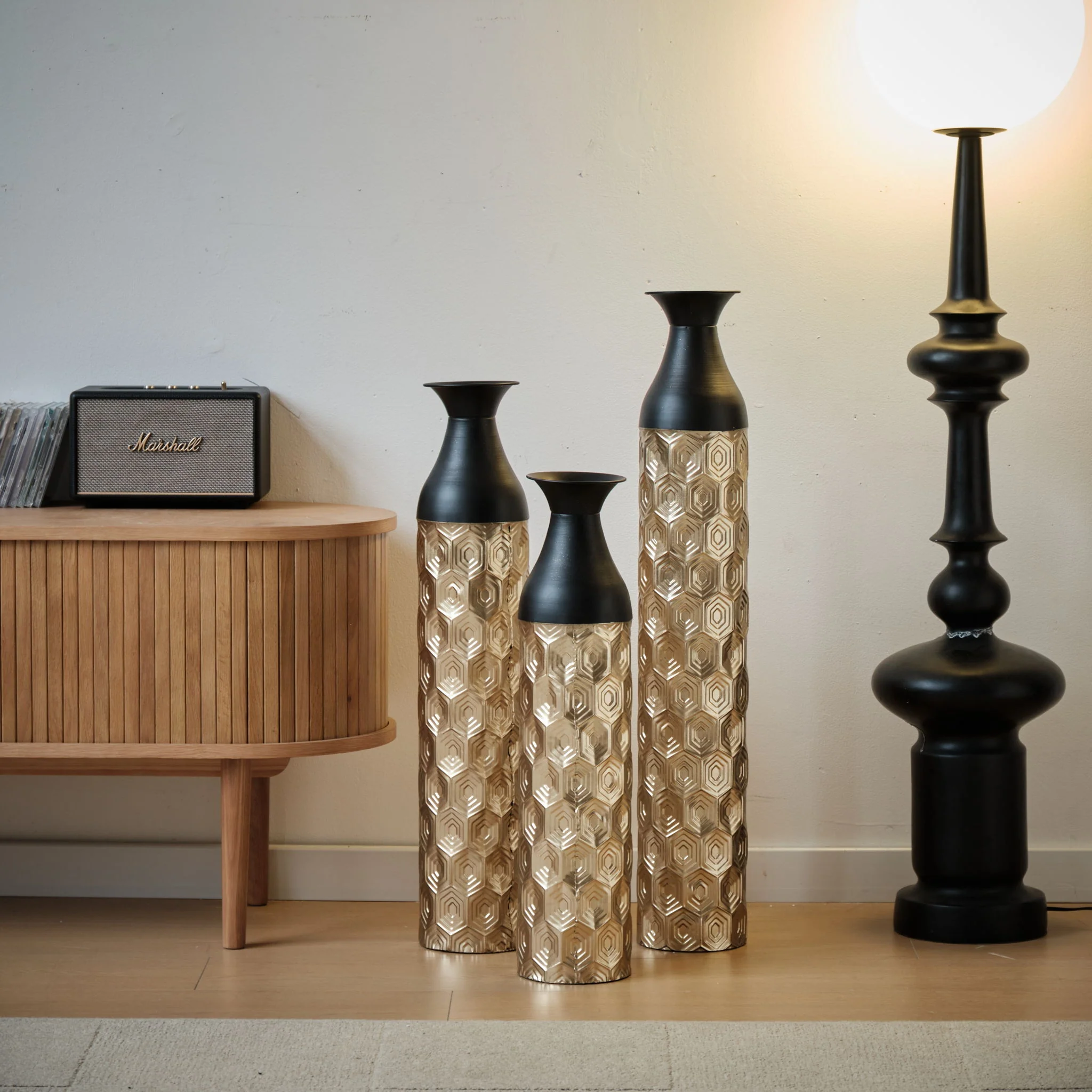 Floor Metal Vases (Set of 3) Gorgeous Home Decoration Large Glazed Metal Vases - Black / Gold - Image 5