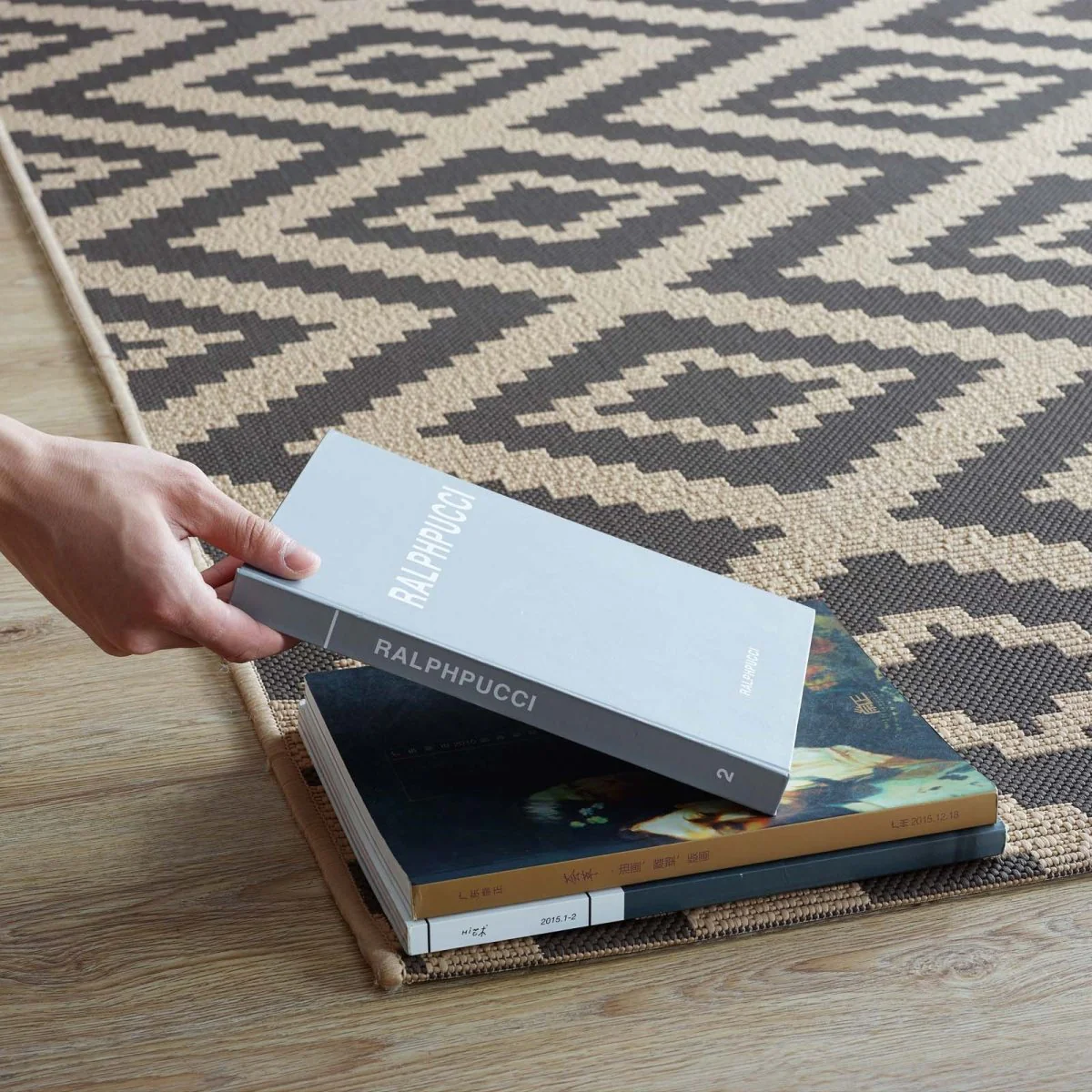 Geometric Diamond Trellis Indoor Outdoor Area Rug - Durable Modern Accent Rug - Image 5