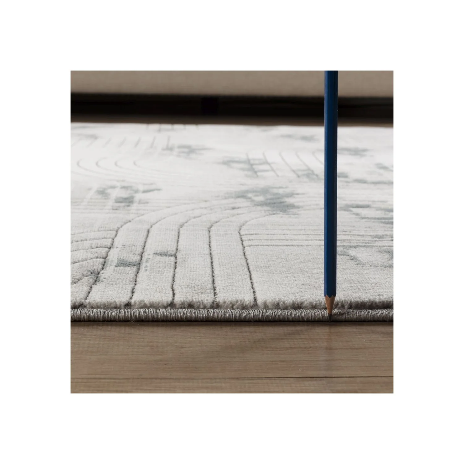 Geometrix - 5'3" X 7'3" Area Rug / Geometric 3D Effect - Ivory / Gray - Image 3