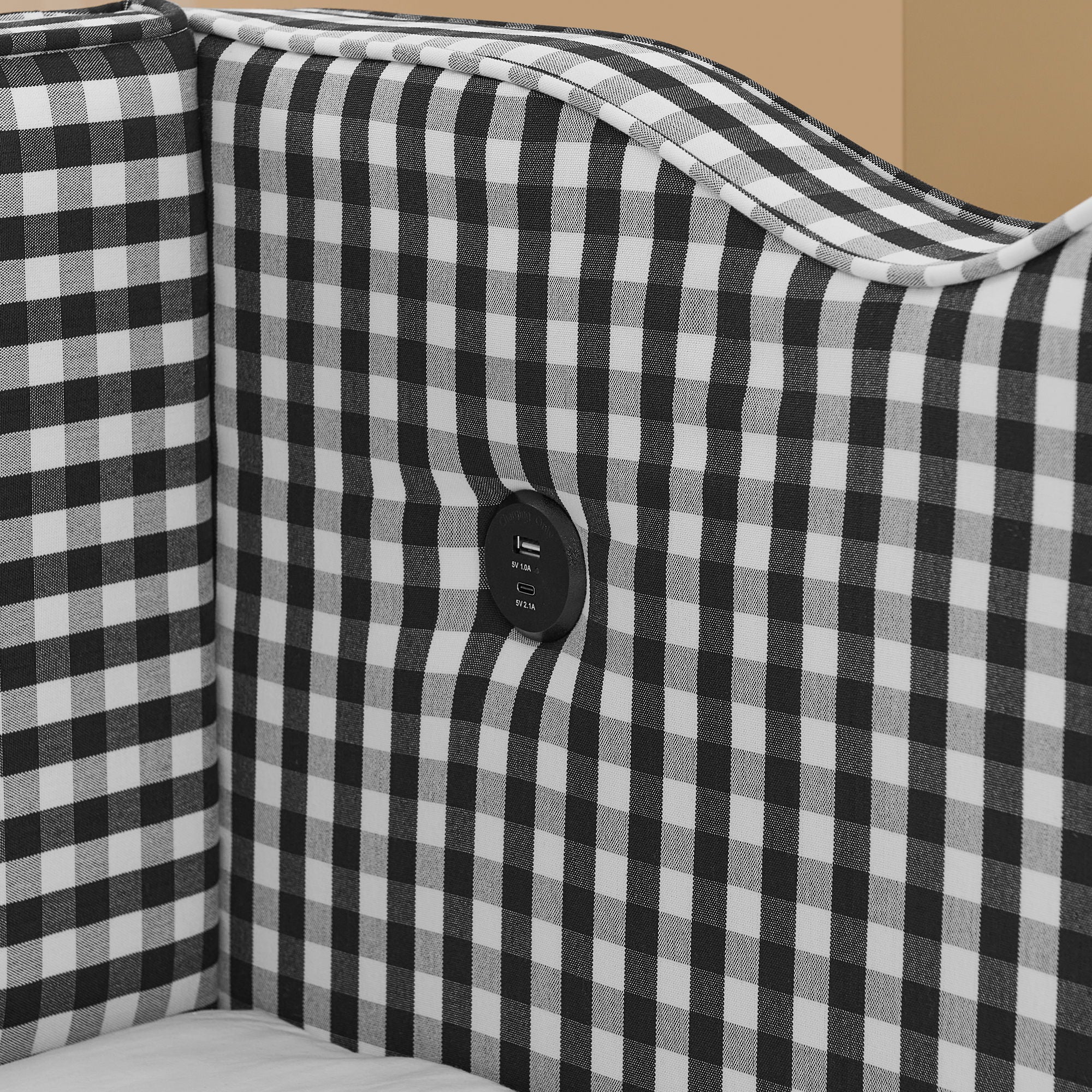 Gingham Daybed With USB Charging Port, Wave Shaped Design - Image 14