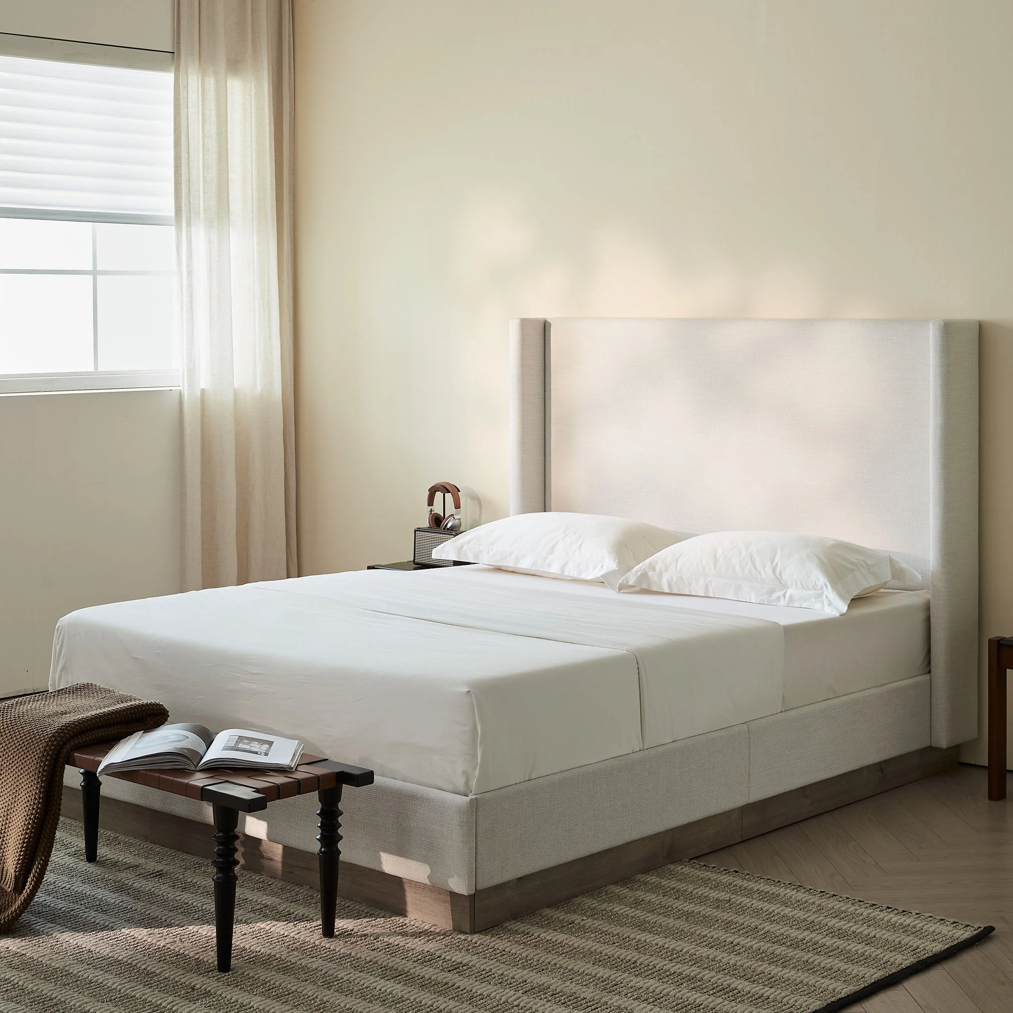 Hosford - Minimalist Upholstered Wingback Bed - Image 5