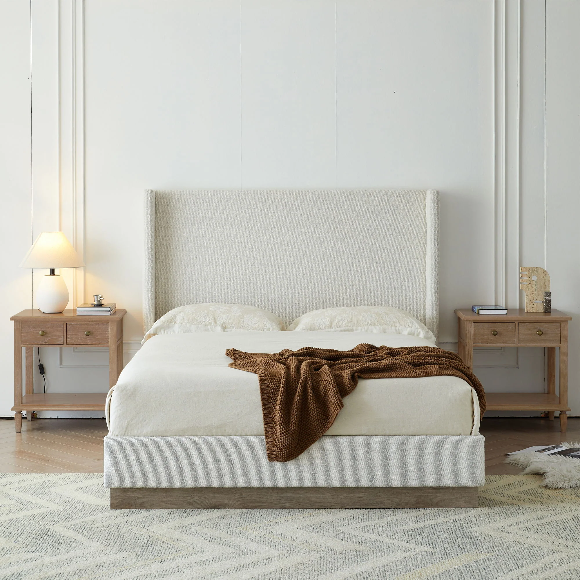 Hosford - Minimalist Upholstered Wingback Bed With Wood Base Platform - Image 19
