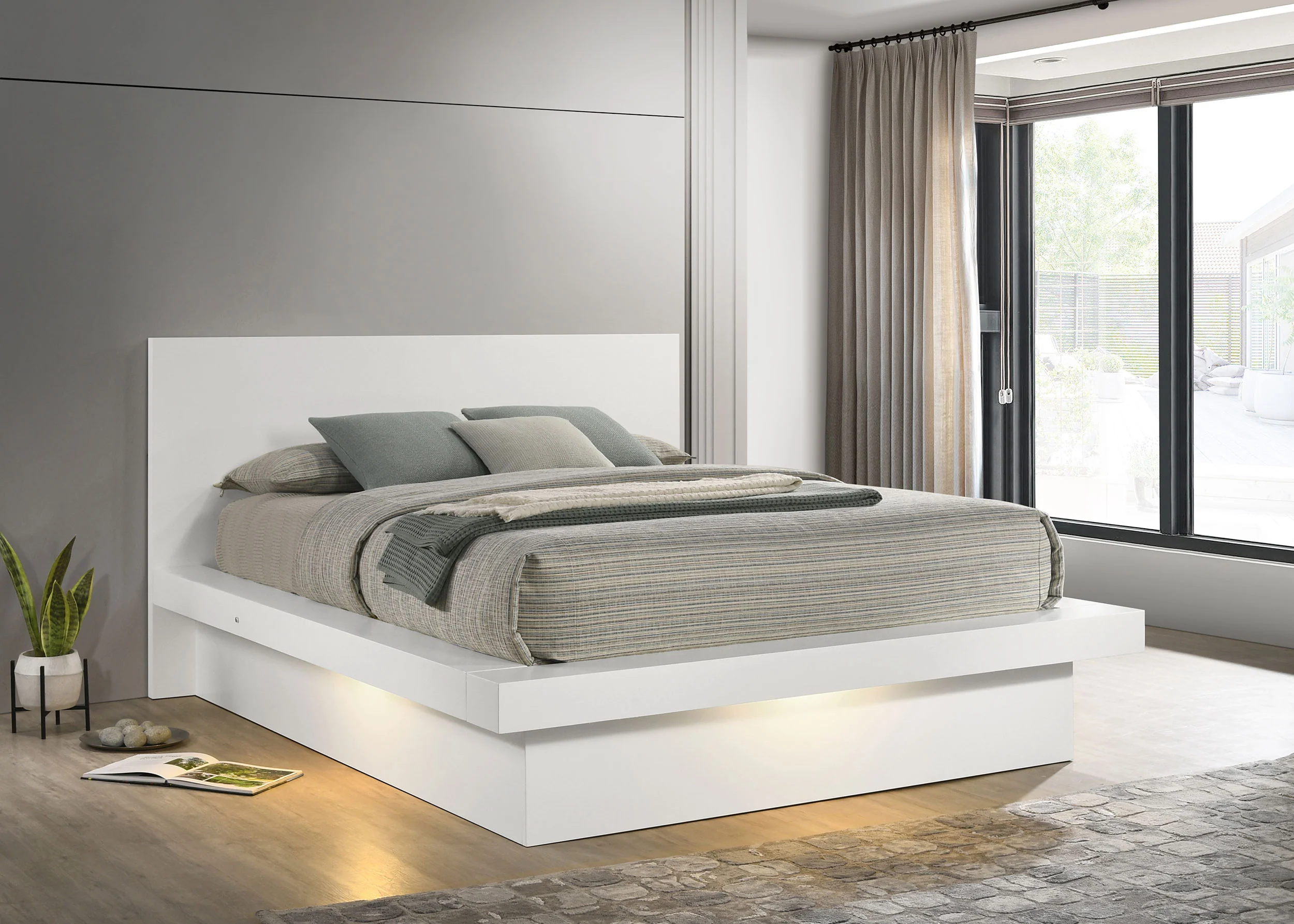 Jessica Wood Eastern King LED Panel Bed Snow White - Image 4