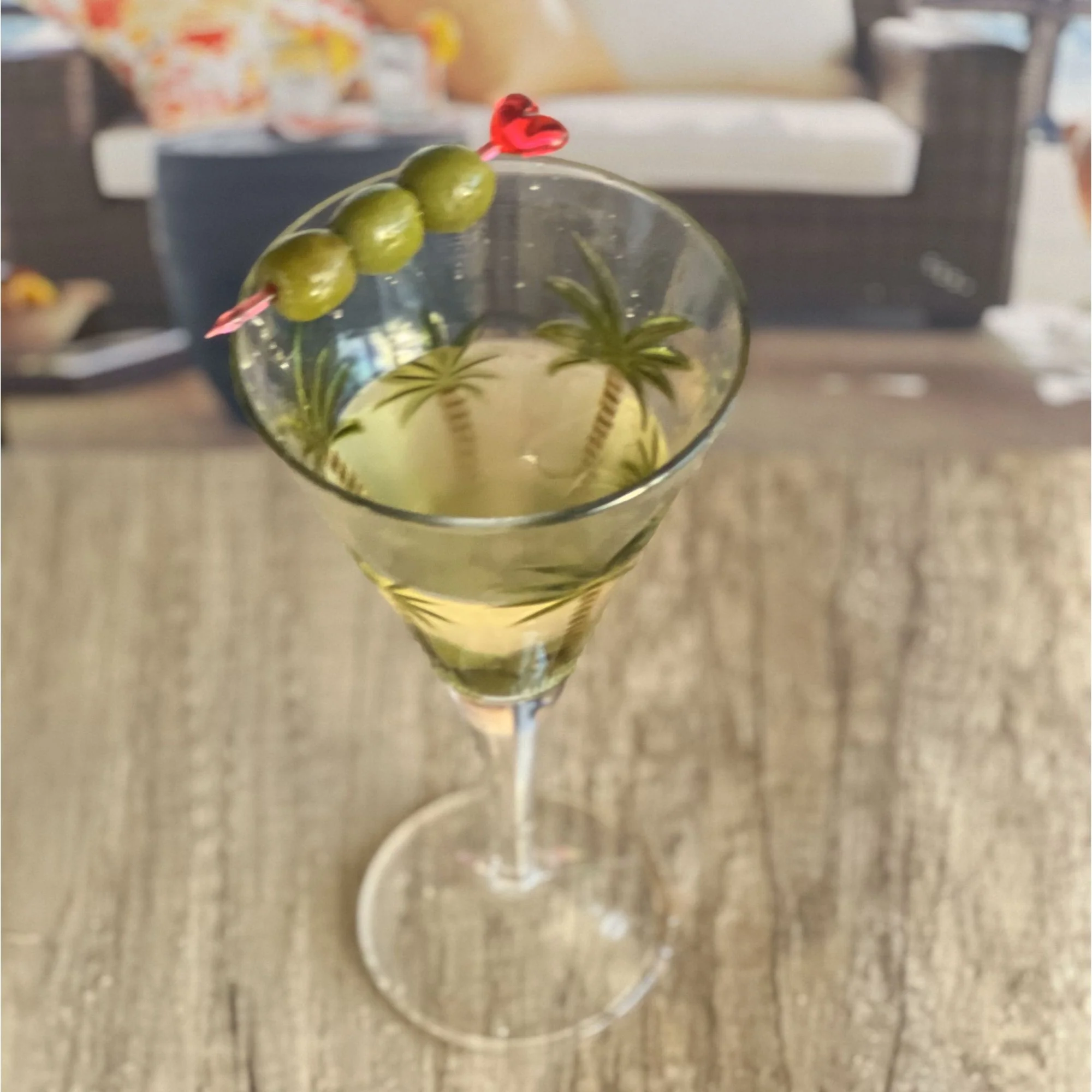 Leadingware V Shaped Unbreakable Plastic Wine Glasses, 14Oz (Set of 4) - Clear - Image 9