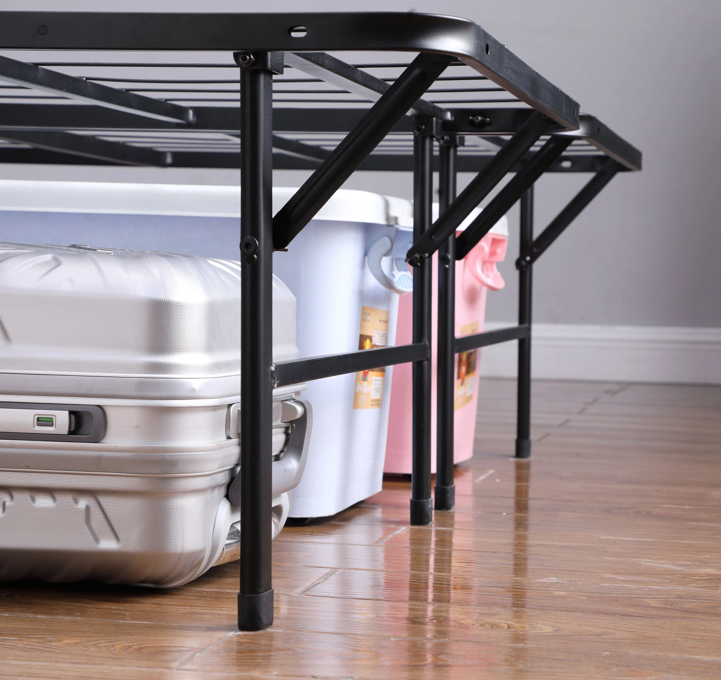 Mabel Metal Queen Mattress Support Platform Bed - Black - Image 8