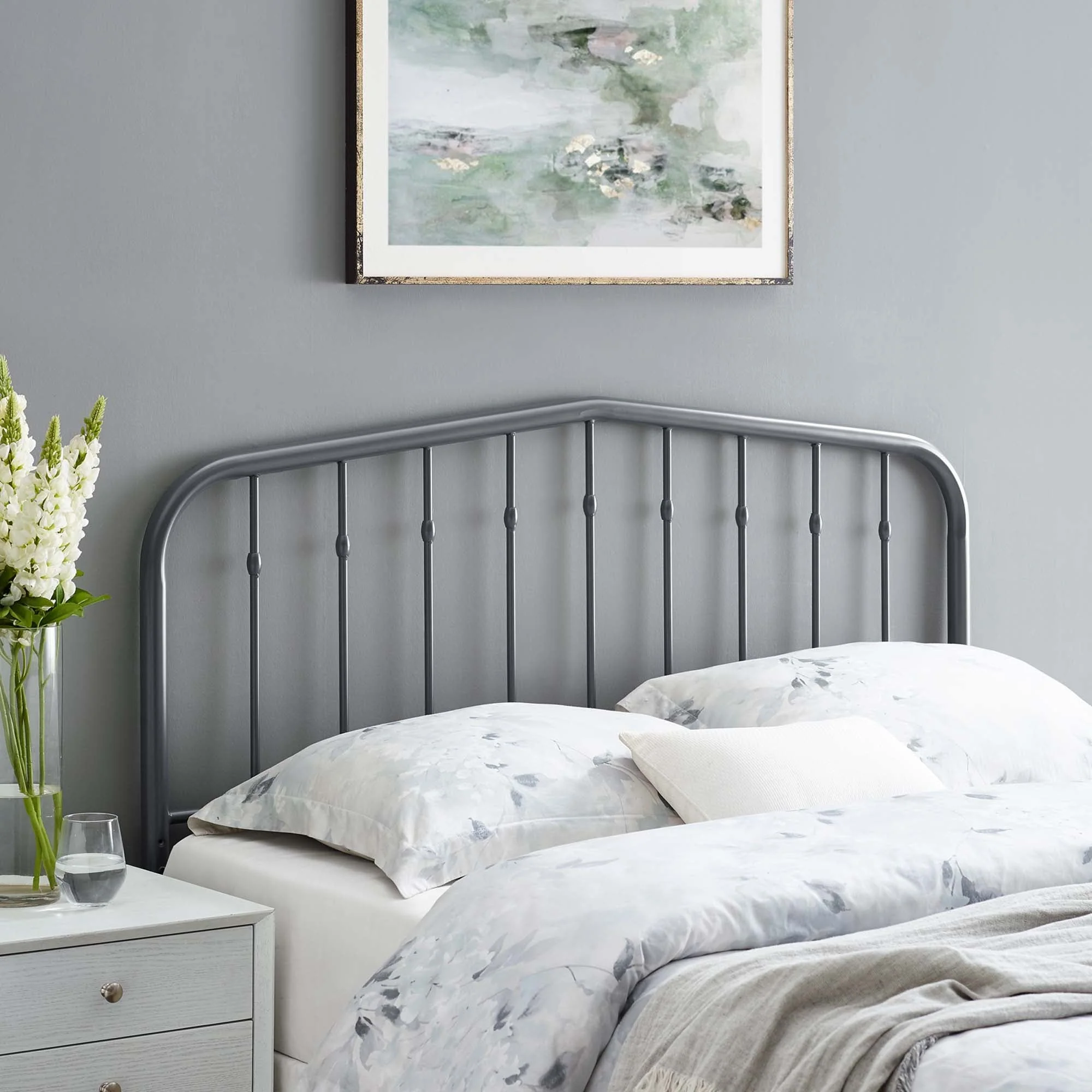 Metal Headboard with Arched Spindle Design - Image 15