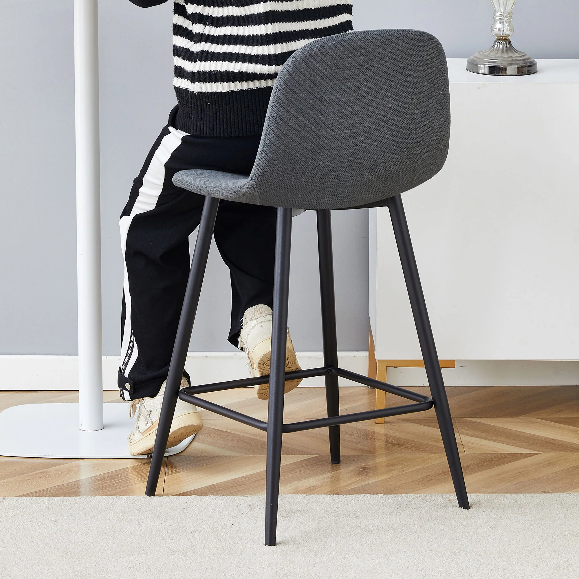 Modern Bar Chair Rounded Backrest (Set of 2) - Image 2