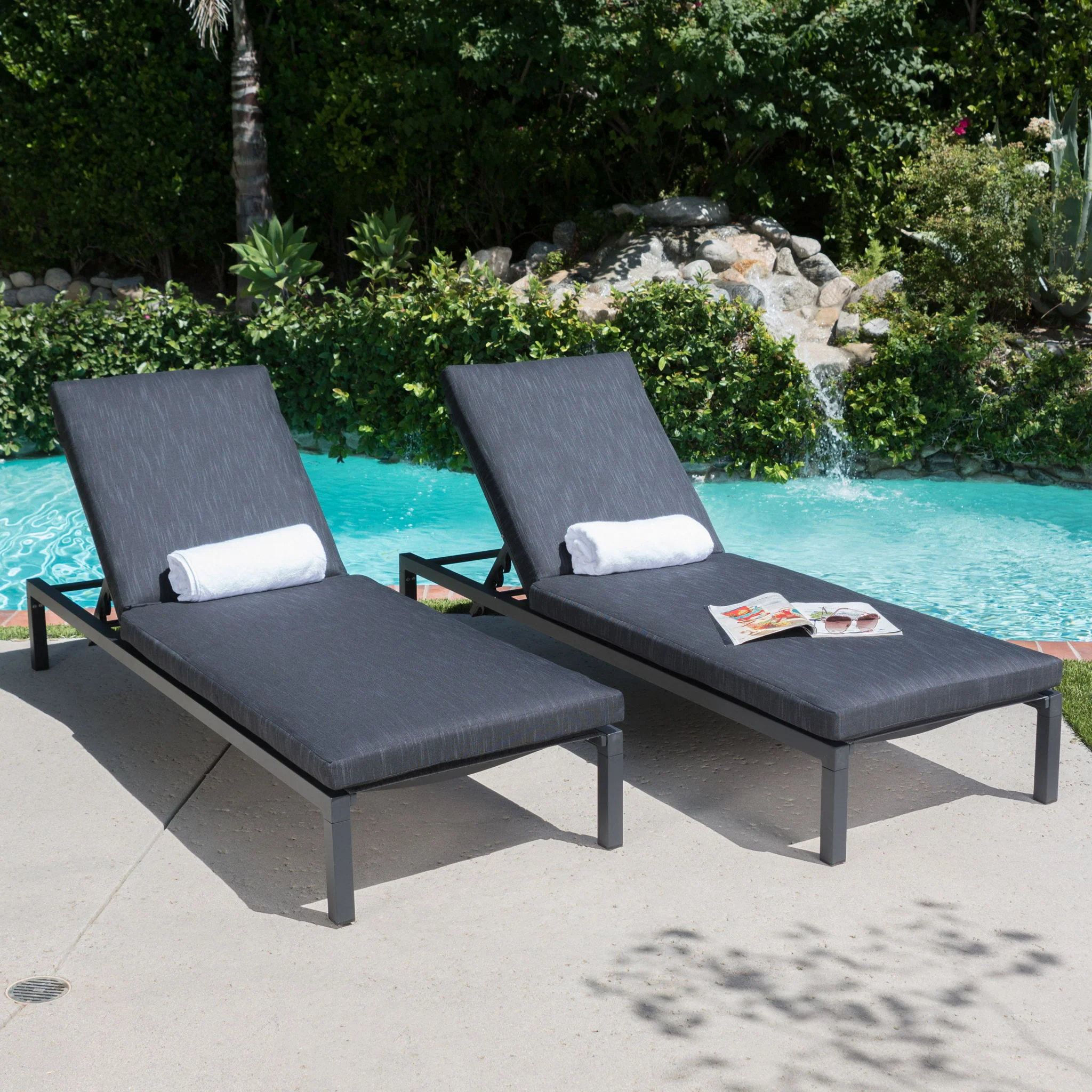 Modern Chaise Lounge With Wate Resistant Fabric Cushions - Image 8