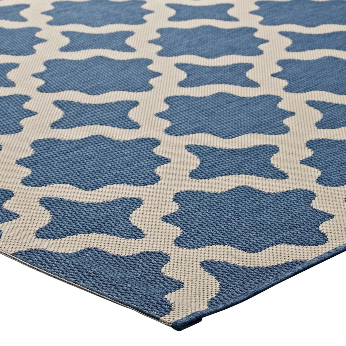 Moroccan Trellis Polypropylene Indoor Outdoor Area Rug - Versatile All-Weather - Image 10