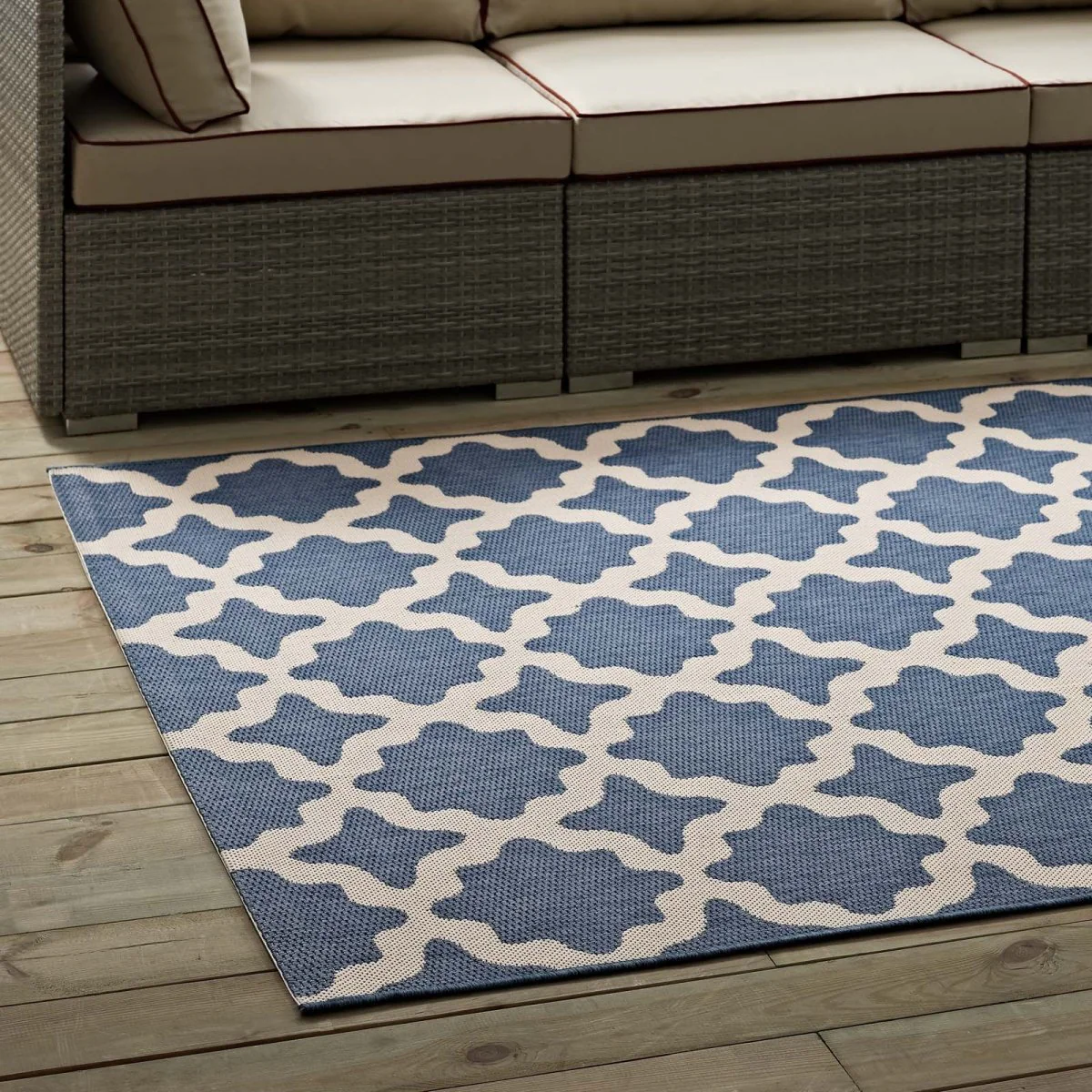 Moroccan Trellis Polypropylene Indoor Outdoor Area Rug - Versatile All-Weather - Image 12