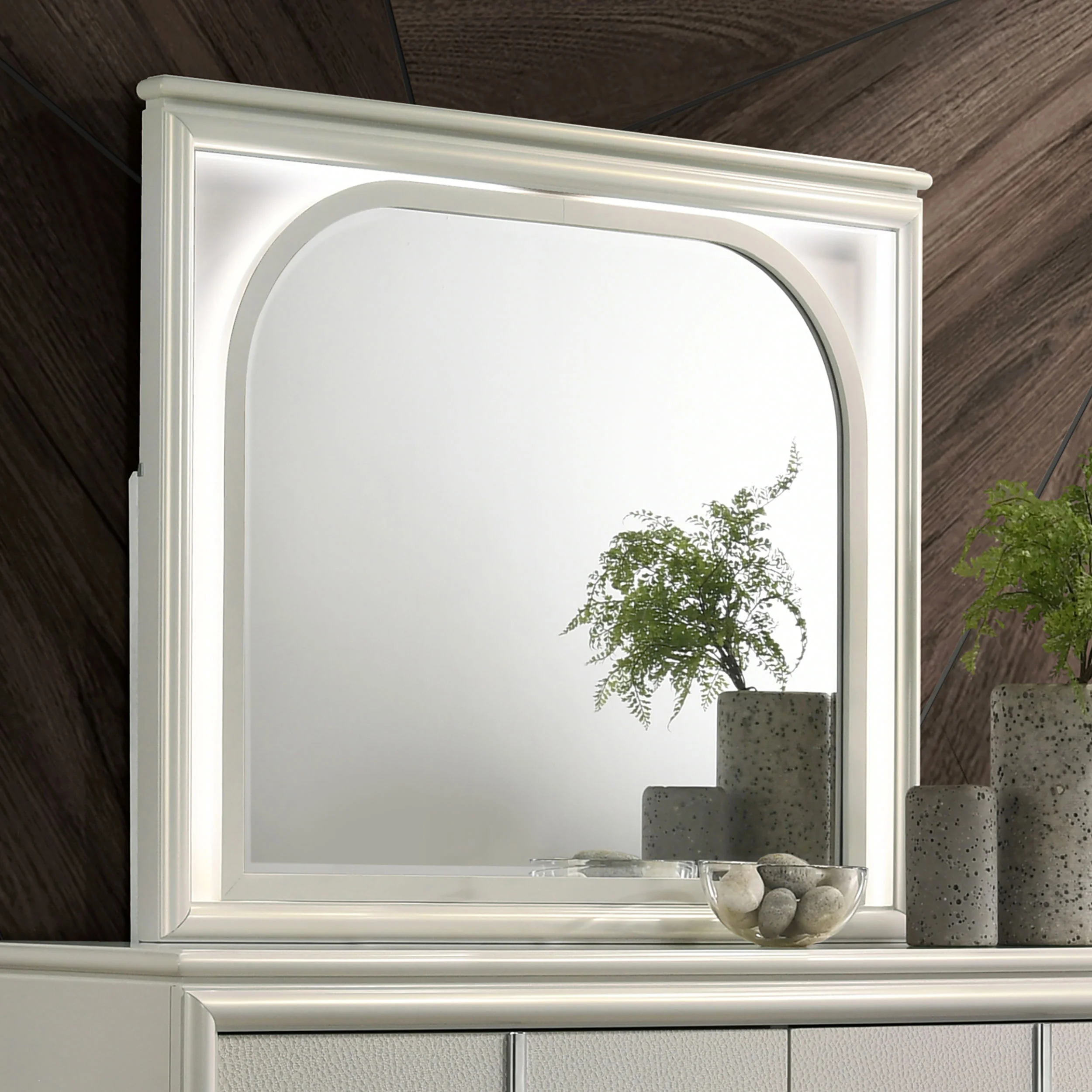 Olivia LED Dresser Mirror - Pearl White - Image 2