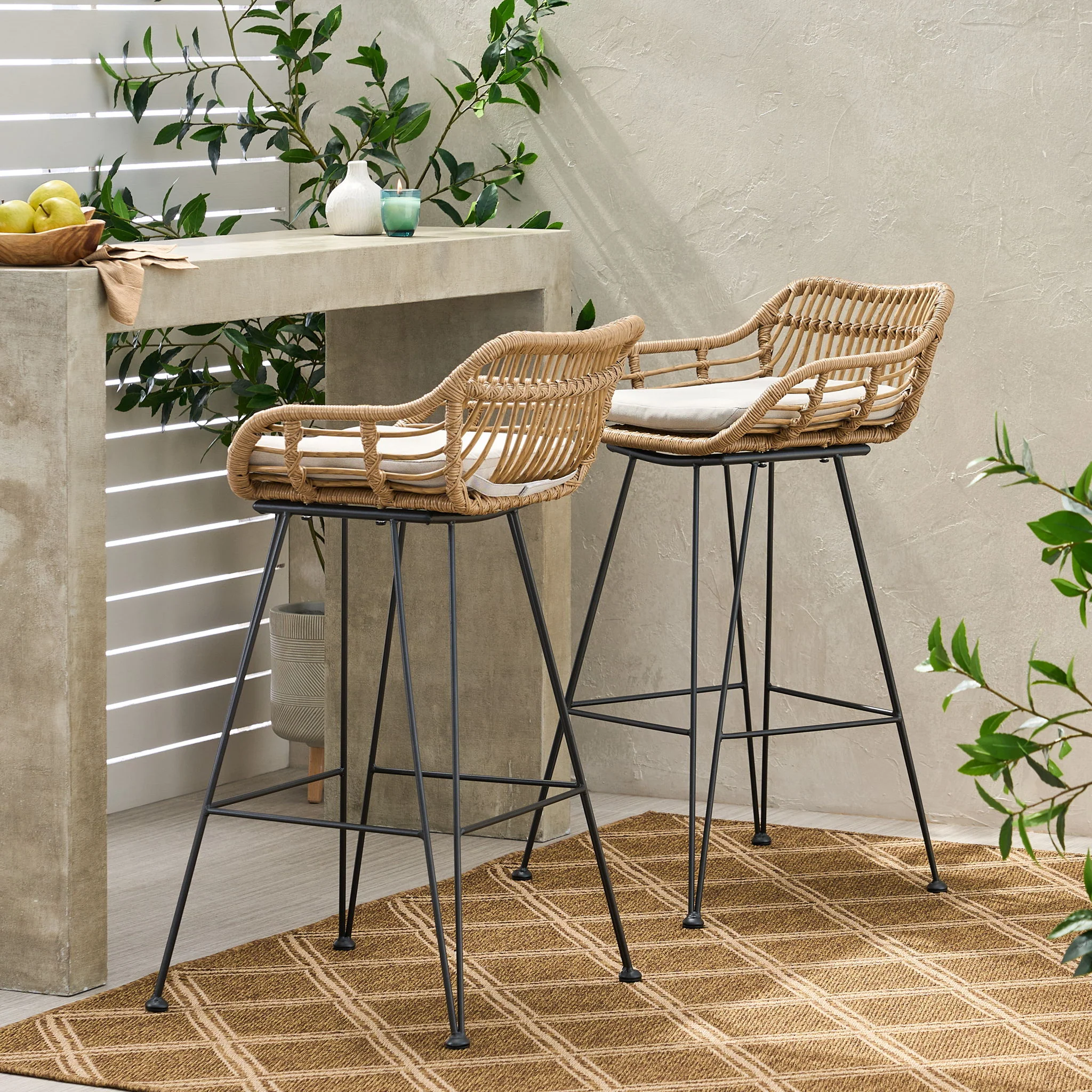 Outdoor Rattan Bar Chair With Metal Legs - Image 4
