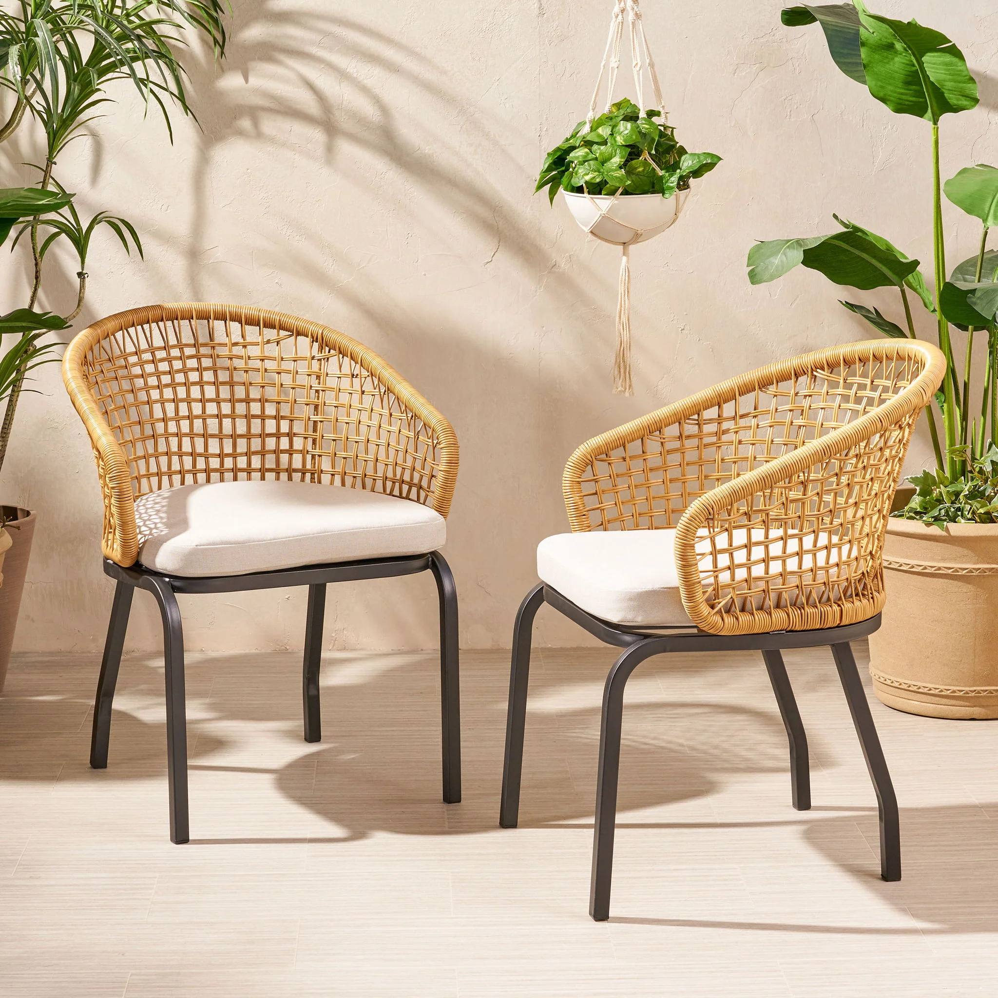 Outdoor Wicker Chair With Powder Coated Iron Legs - Image 3