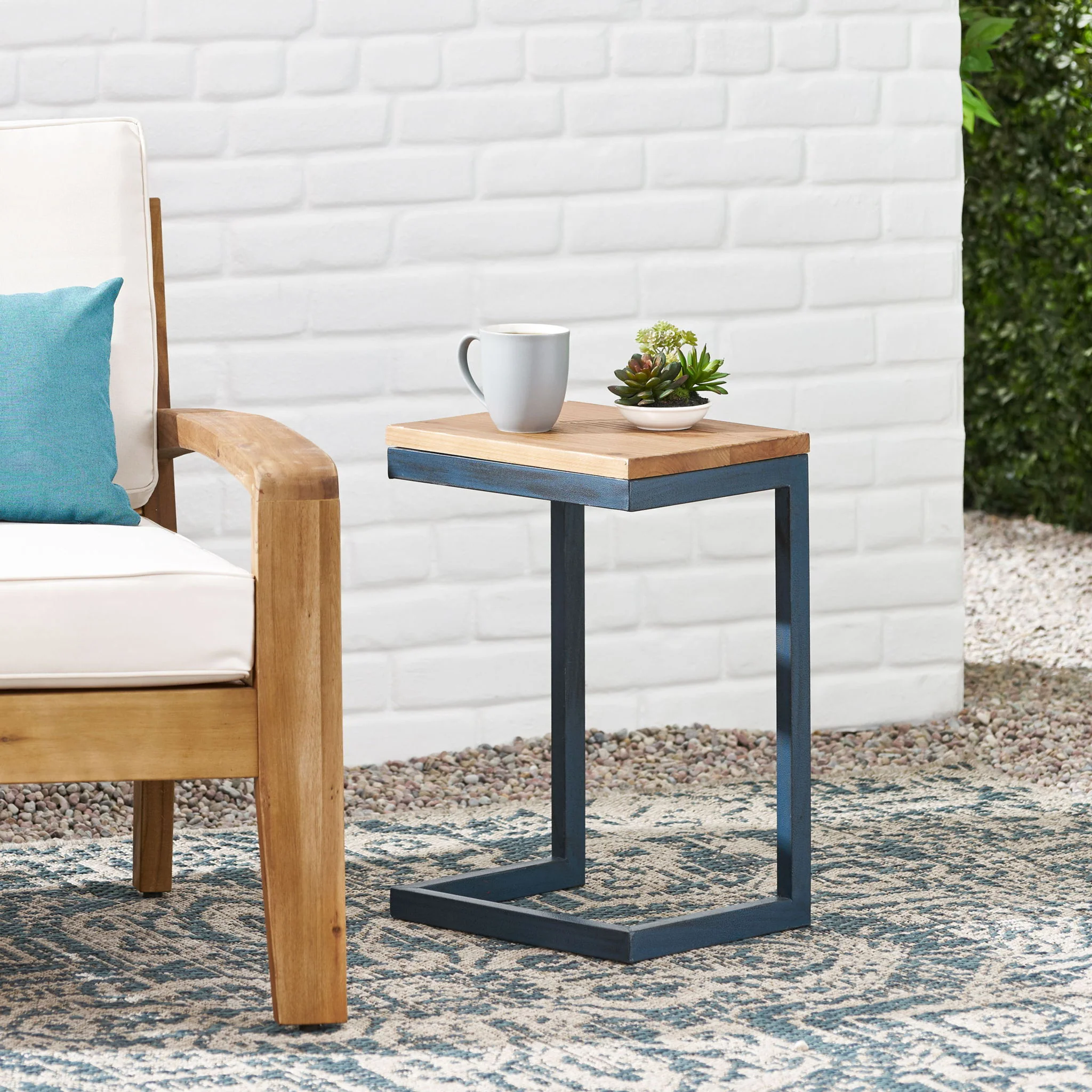 Small C Shaped End Table With Iron Base And Fir Wood Top - Black - Image 6