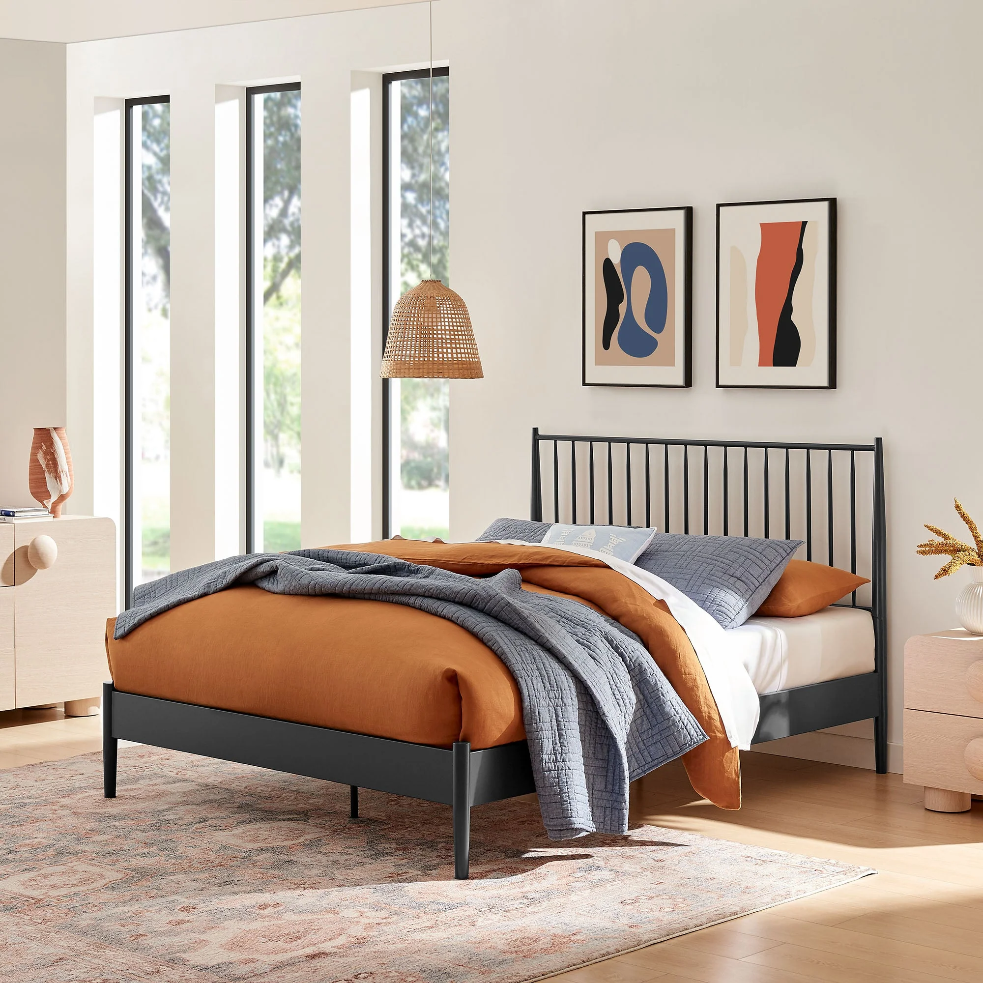 Spindle Metal Platform Bed - Image 18