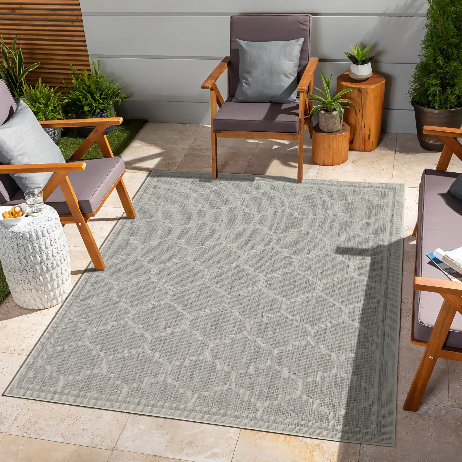 Sunshine - 2'7" X 7'3" Polypropylene Indoor / Outdoor Area Rug - Image 4