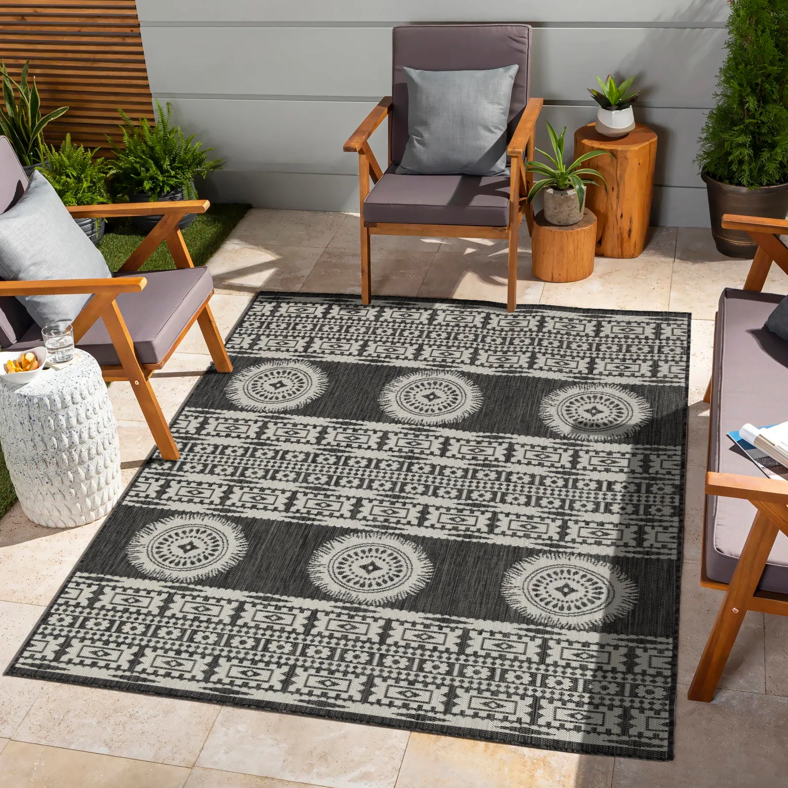 Sunshine - 5'3" X 7'3" Indoor, Outdoor Area Rug Polypropylene - Anthracite - Image 4