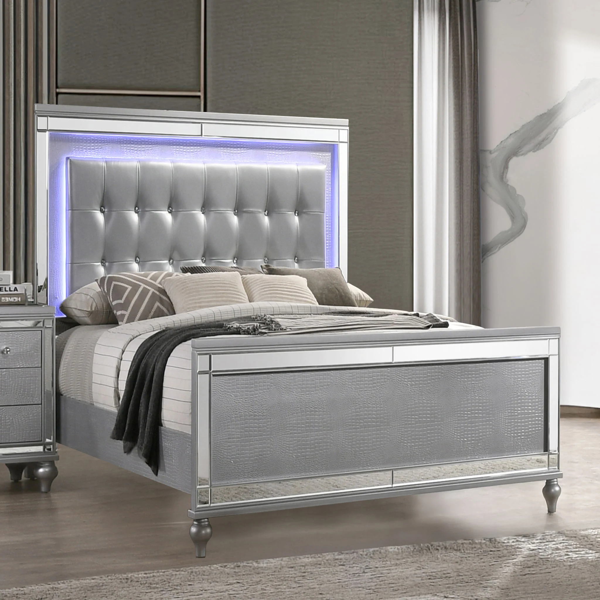 Valentino - Bed - Image 27