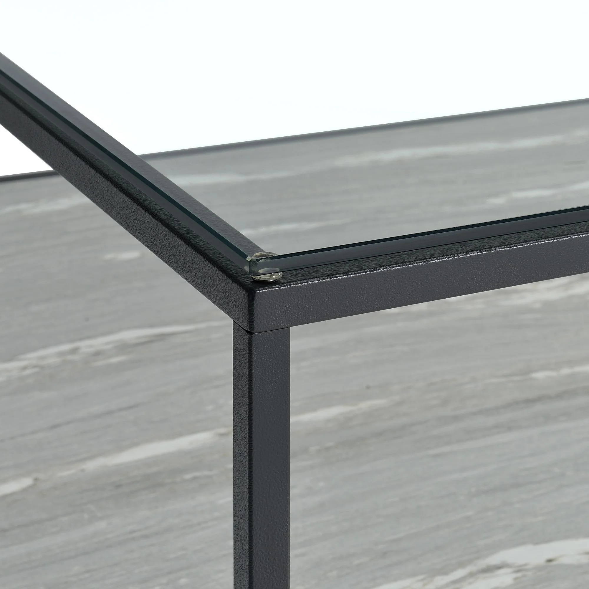 Yasmin - Table - Image 4